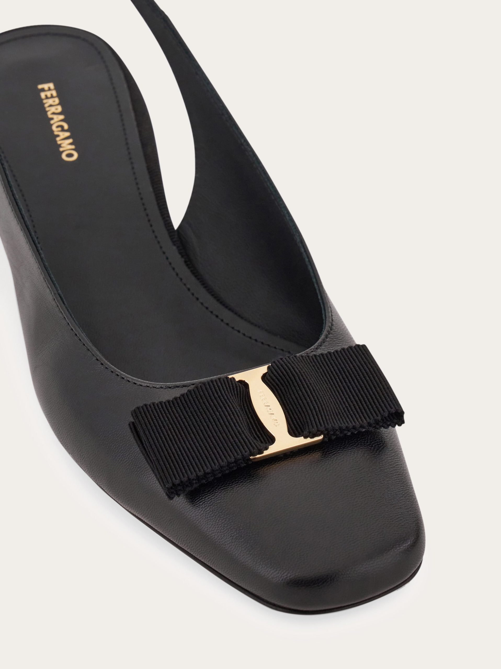 Ferragamo Iconic bow slingback - Image 2